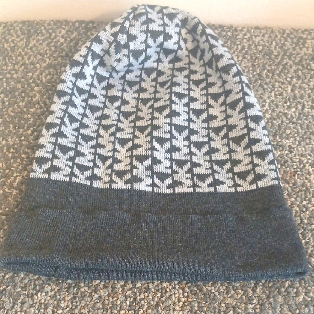 Michael Kors Gray and Dark Gray Knit Beanie Hat